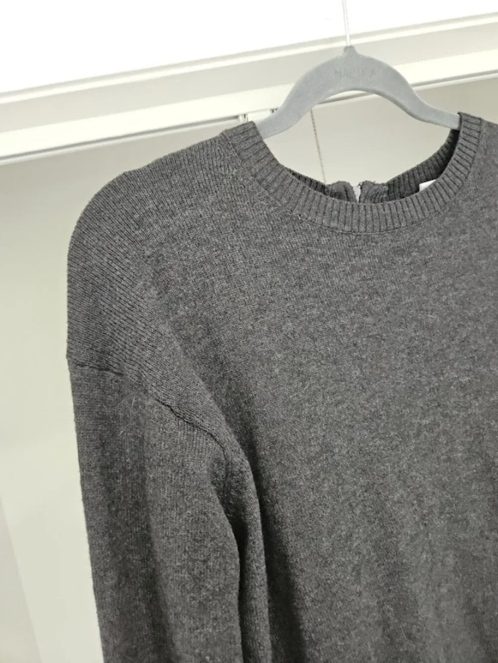 H&M Wool Blend Dark Grey Wide Sleeve Knit Sweater Pullover Gray Medium Lounge